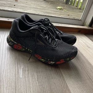 Brooks Revel 3 Tropical Collection